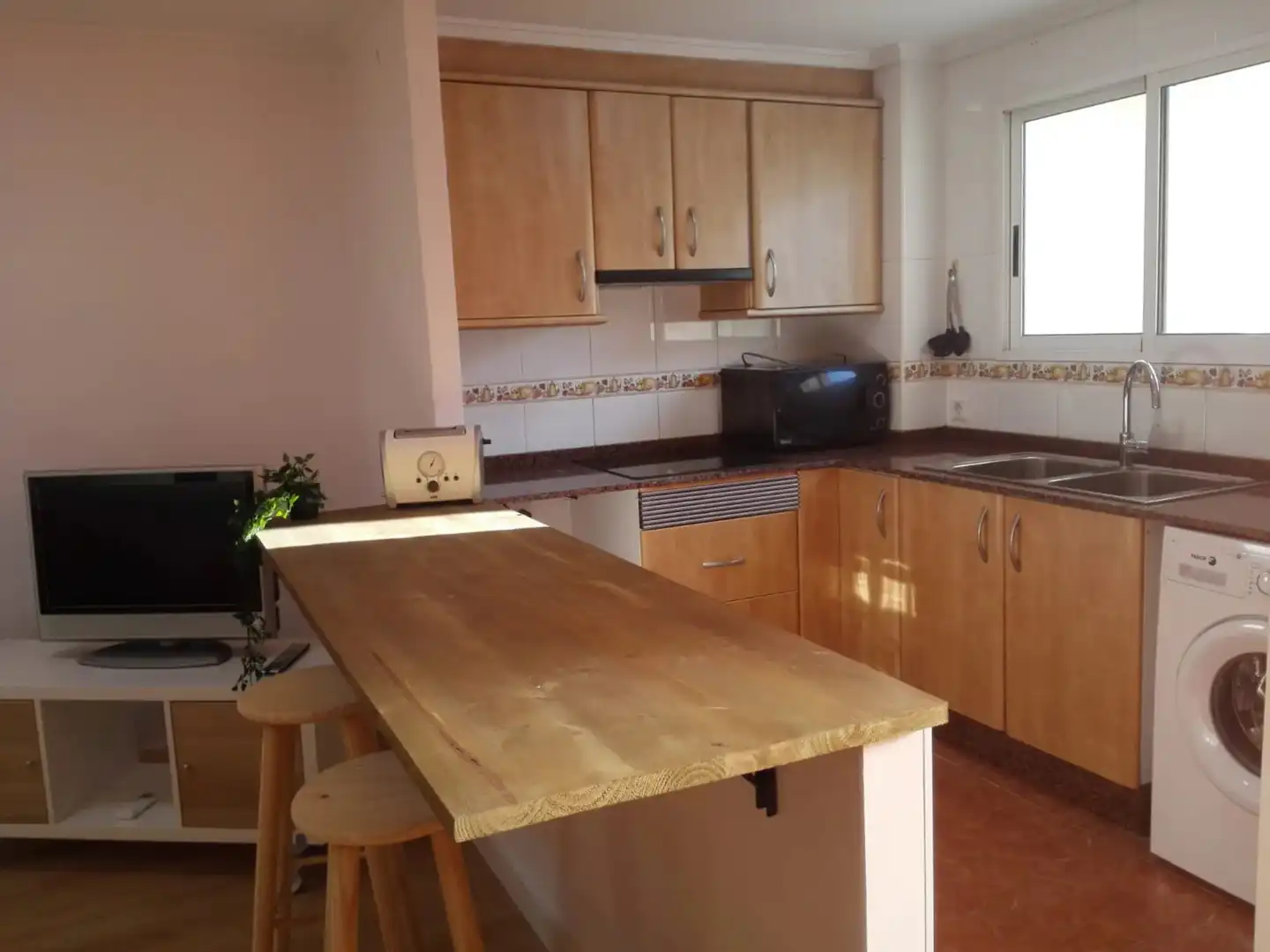 Kitchen of Flat for share in Benimaclet