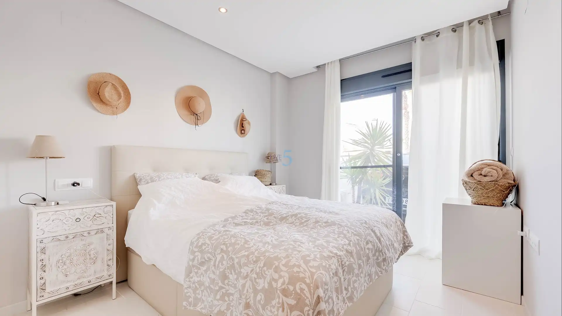 Bedroom of Flat for sale in Orihuela  with Air Conditioner, Terrace and Storage room