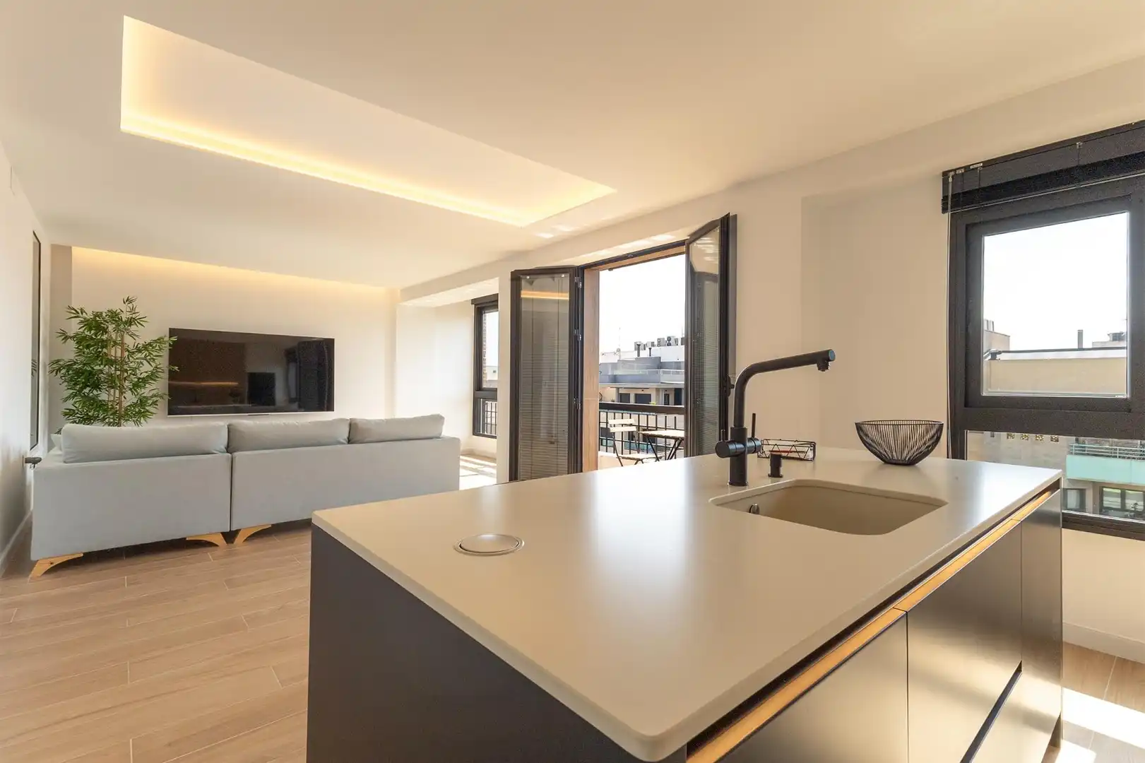 Küche von Wohnung zum Verkauf in Orihuela mit Balkon