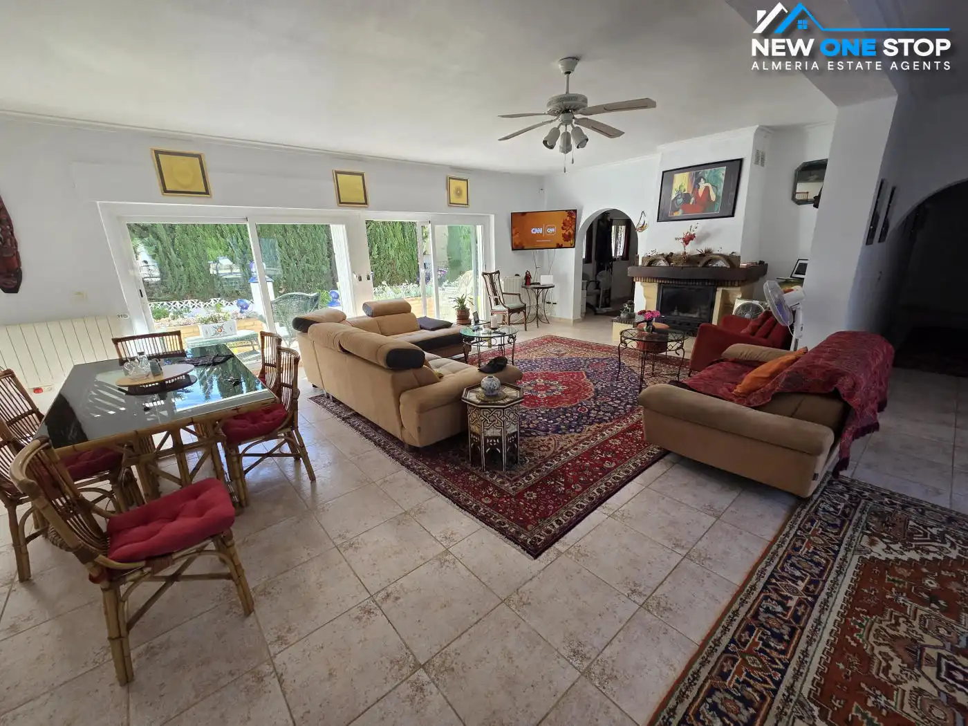 Sala de estar de Casa o chalet en venta en Mojácar con Aire acondicionado, Calefacción y Jardín privado