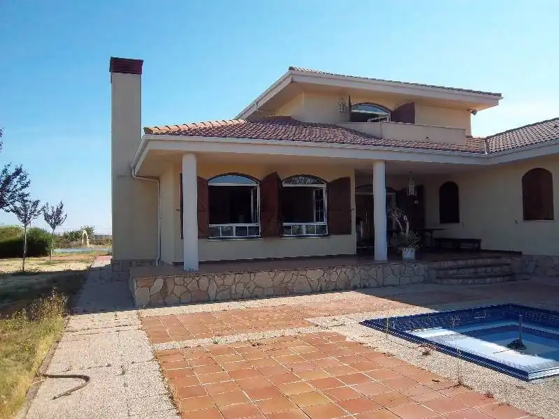 Houses for rent in Área Rural