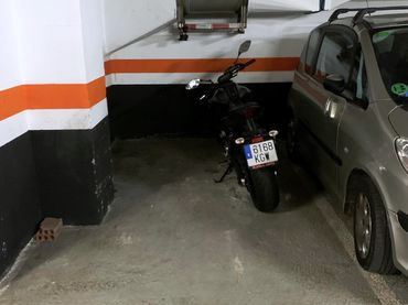 Aparcament en venda a DIPUTACIO