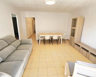 Living room of Flat to rent in Vilanova i la Geltrú  with Air Conditioner, Heating and Terrace