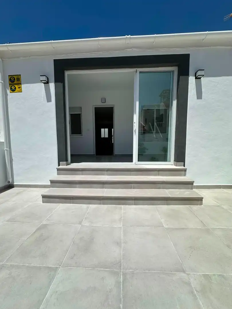 Terraza de Casa adosada en venta en Torrevieja con Jardín privado, Terraza y Horno