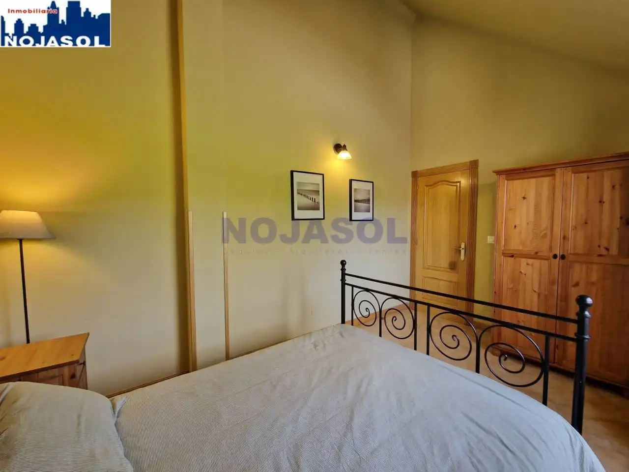 Bedroom of Detached homes for rent in Hazas de Cesto  with Heating, Private garden and Terrace