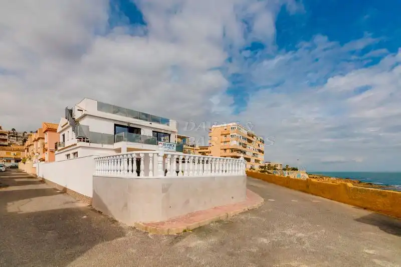 Chalet con terraza en venta en Playa de los Locos, imagen 46