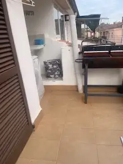 Einfamilien-Reihenhaus zum Verkauf in Banyoles mit Klimaanlage, Terrasse und Ofen