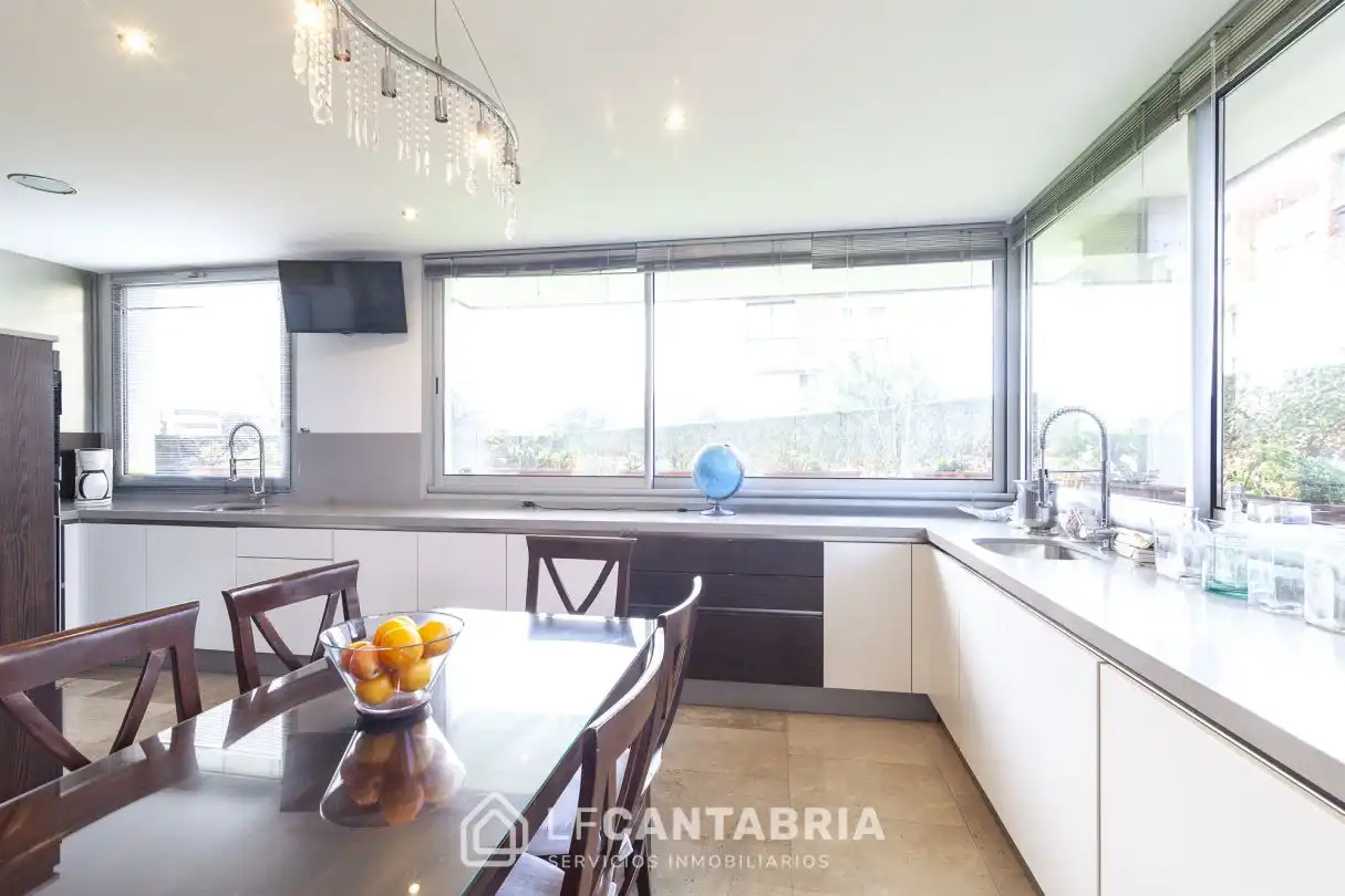 Kitchen of Flat for sale in Santander  with Heating, Private garden and Terrace