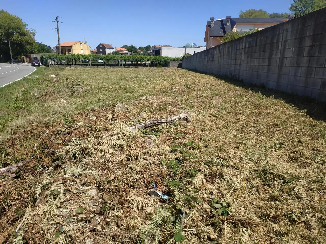 Terreny residencial en venda a Boiro, imagen 2