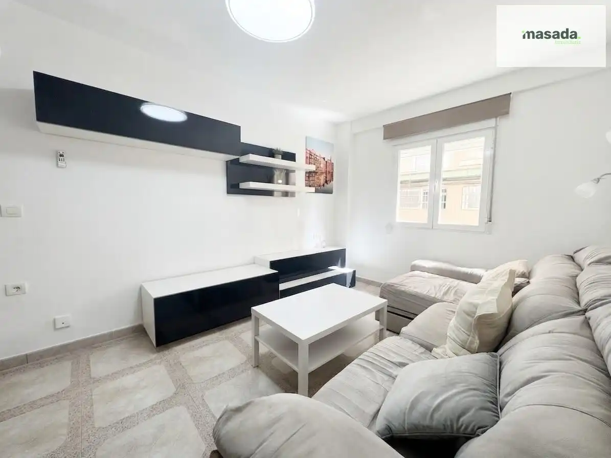 Living room of Flat for rent in Granada  with Furnished and Balcony