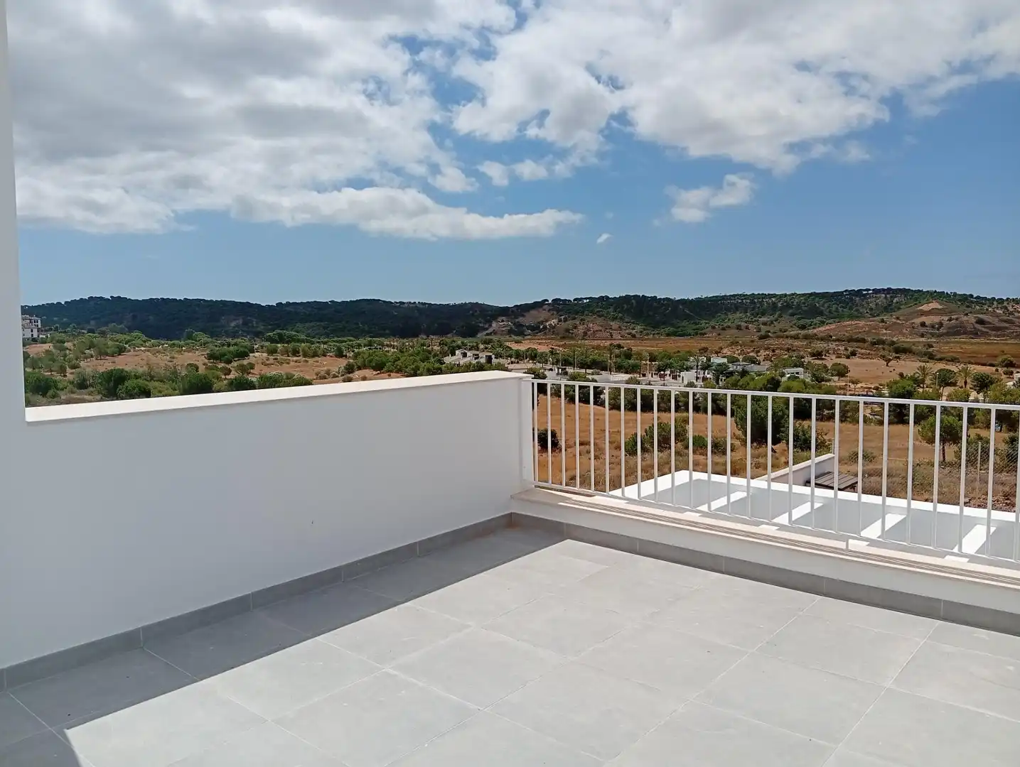 House with terrace for sale in Costa Esuri