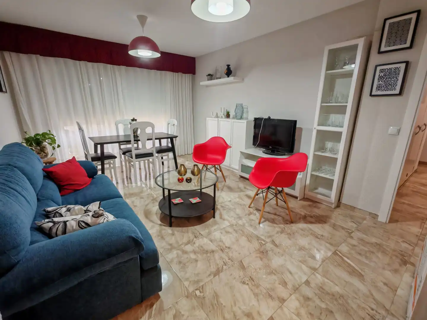 Wohnung zur Miete in Calle Nápoles, Sur - PAU 4
