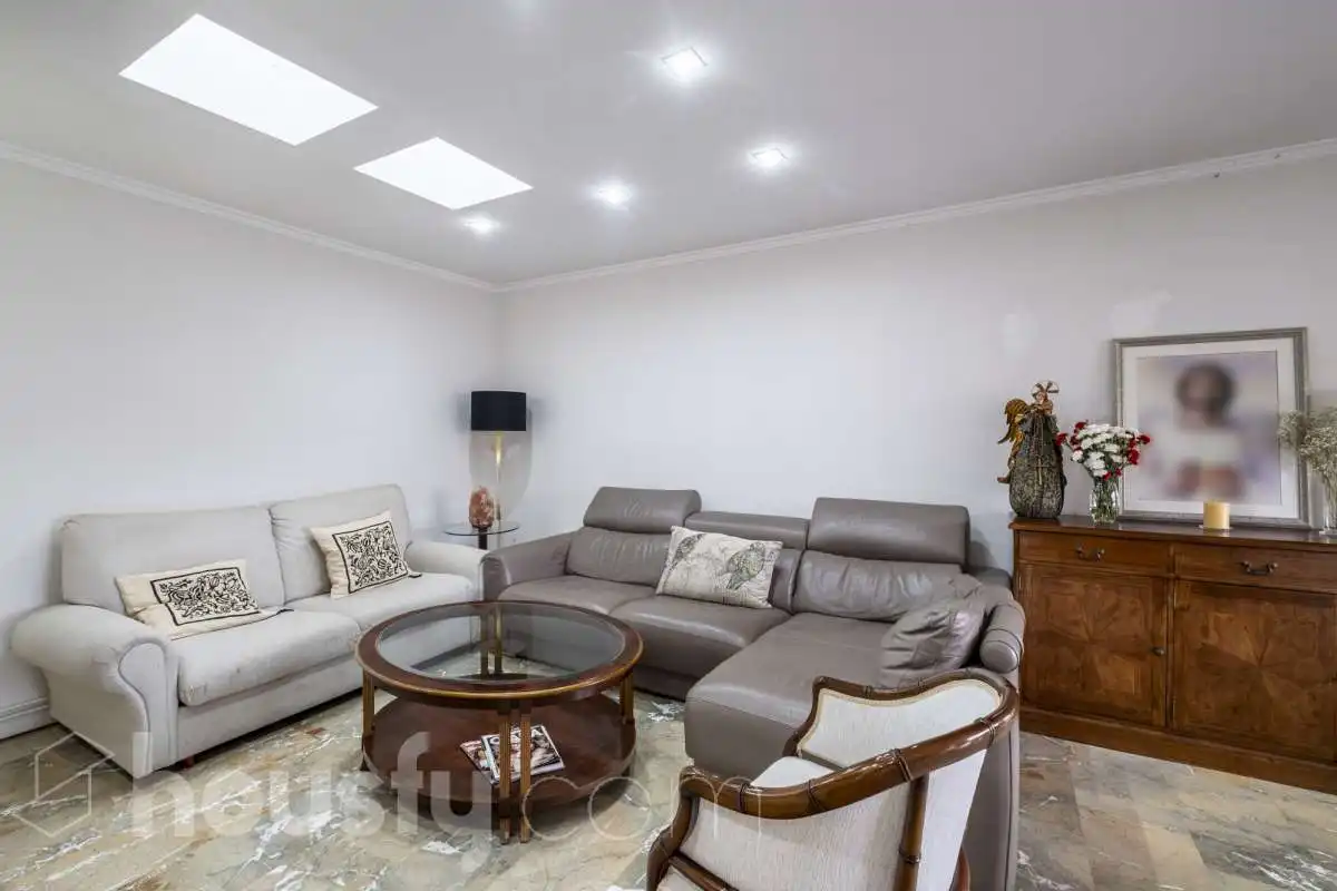 Duplexes for sale in Carrer d'Estoril, Horta