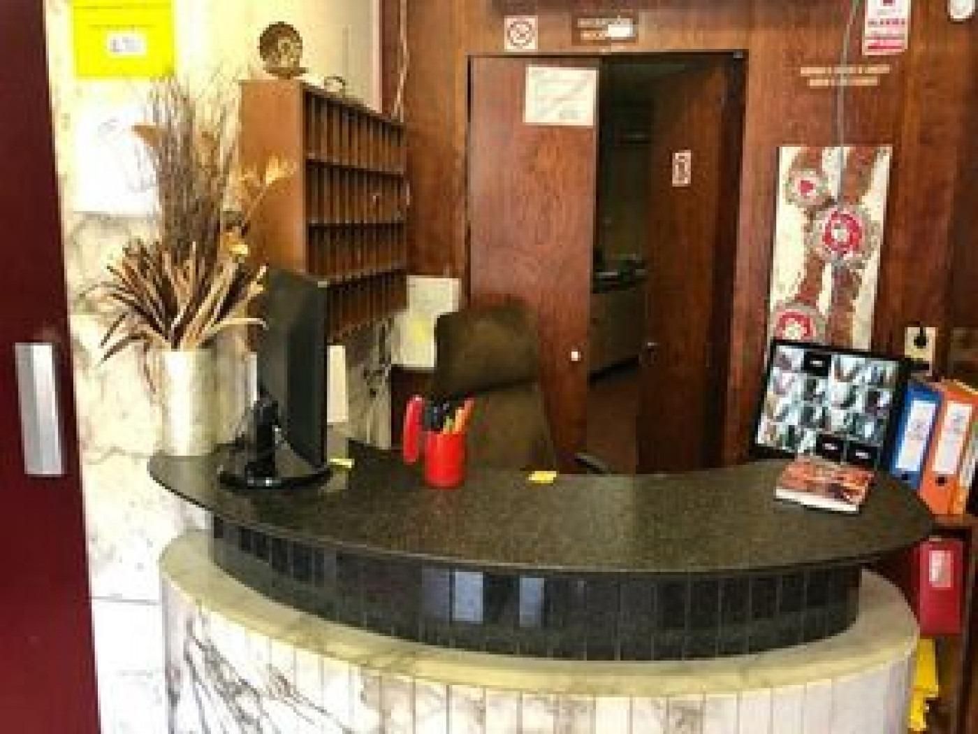 Building for sale in Santa Coloma de Gramenet