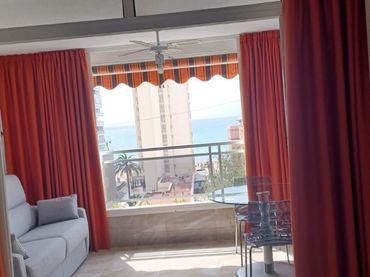 Wohnung mit Pool zum Verkauf in Avda. Mediterráneo 25