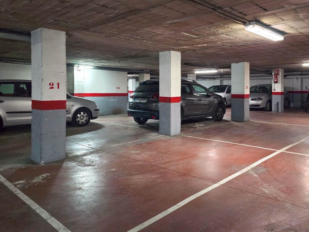 Aparcament de Garatge en venda en Figueres