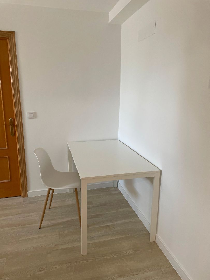 Exterior view of Study to rent in Villaviciosa de Odón  with Storage room, Furnished and Oven