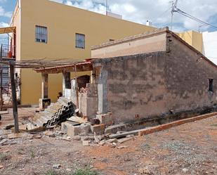 Vista exterior de Casa o xalet en venda en Castellón de la Plana / Castelló de la Plana amb Jardí privat i Terrassa