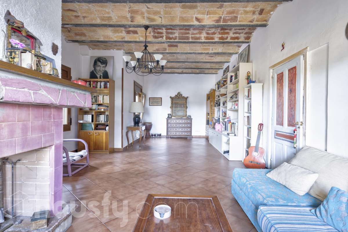 Sala d'estar de Casa o xalet en venda en Sant Cugat del Vallès amb Aire condicionat, Jardí privat i Terrassa