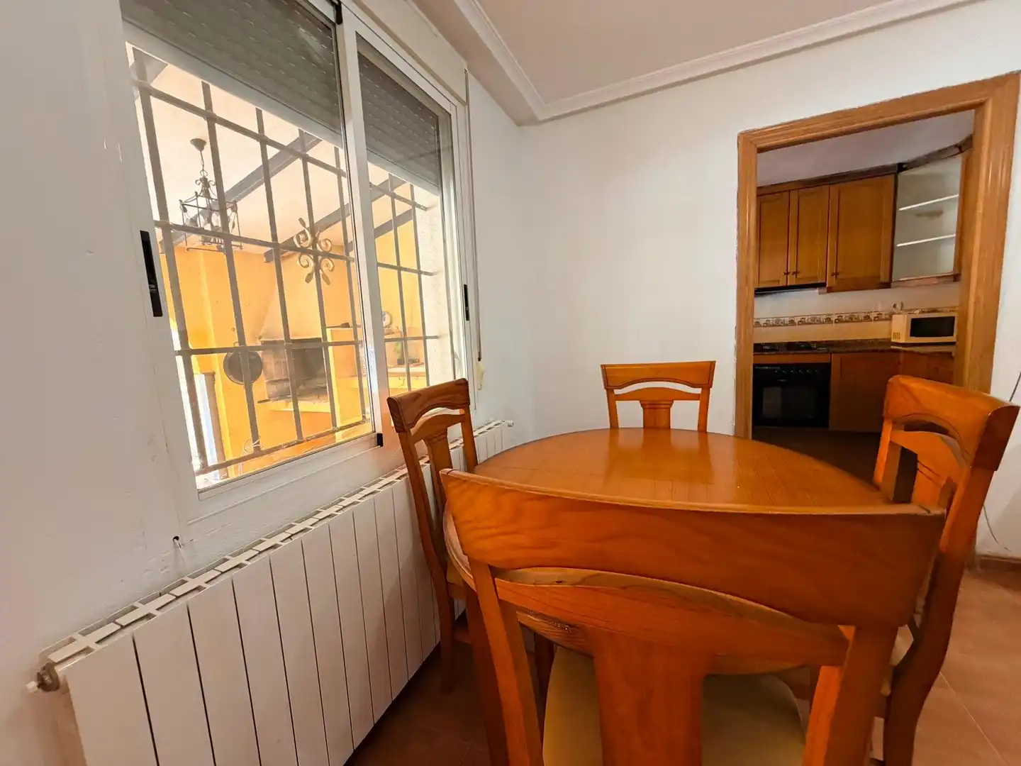 Comedor de Casa o chalet de alquiler en Elche / Elx con Aire acondicionado, Calefacción y Jardín privado