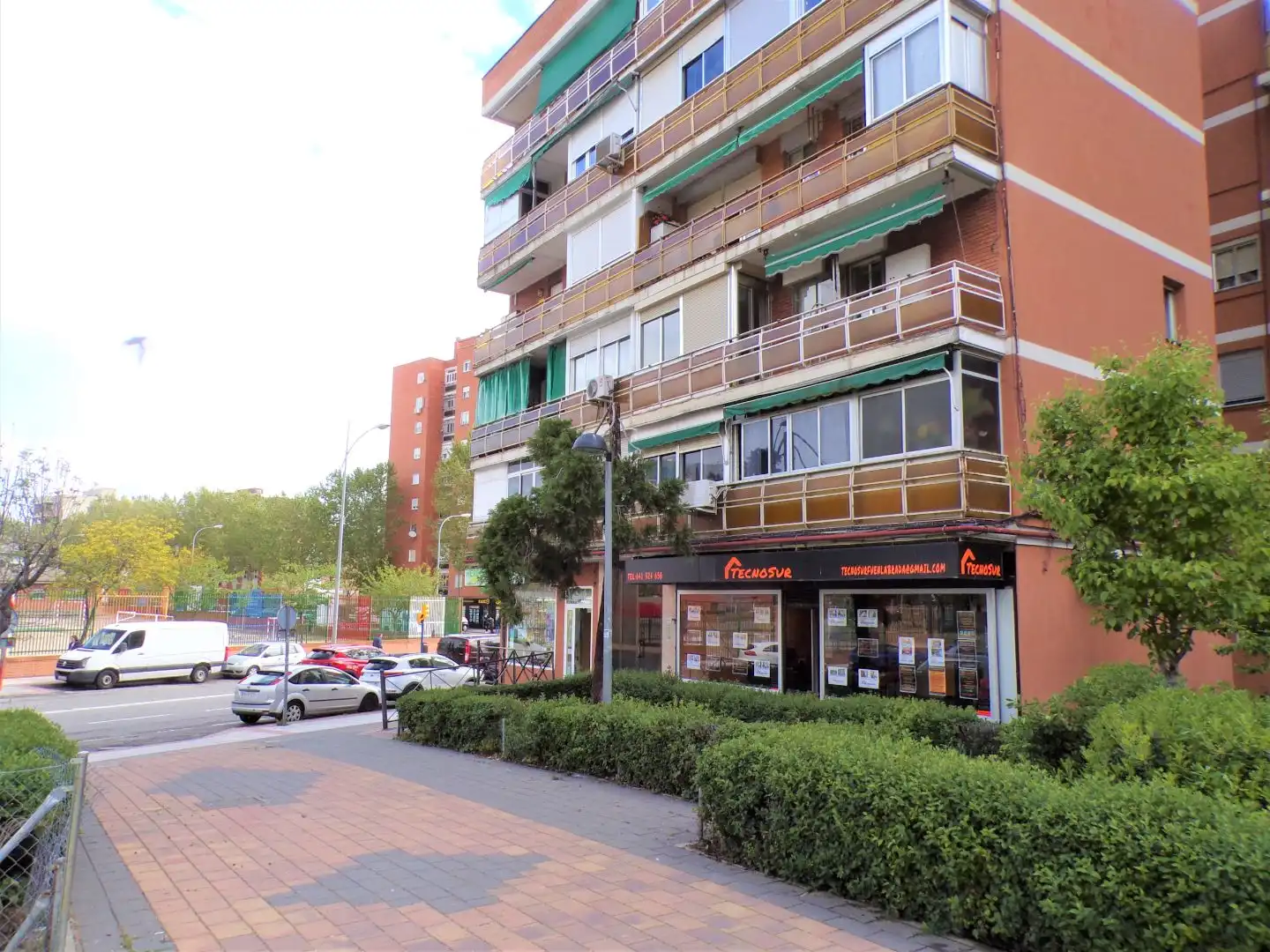 Vista exterior de Local de lloguer en Fuenlabrada