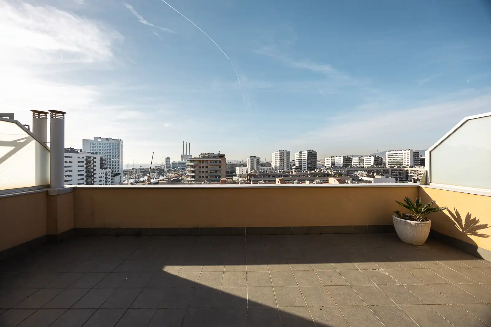 Terrassa de Àtic de lloguer en Badalona amb Aire condicionat, Calefacció i Parquet