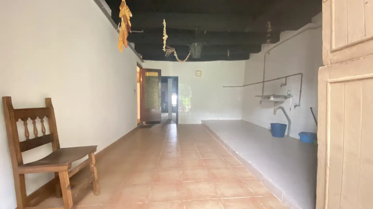Einfamilien-Reihenhaus zum Verkauf in Voto mit Heizung, Privatgarten und Terrasse