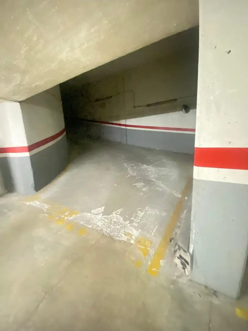 Parcheggio in vendita a Canals, imagen 3