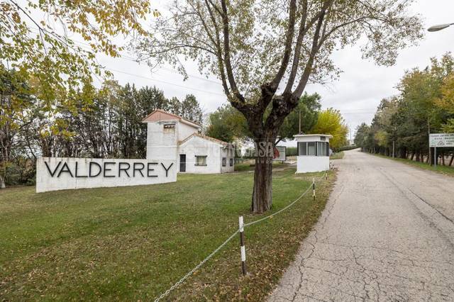 Casa-chalet en Venta en Calle de Andalucía en Ciudad Jardín Valderrey
