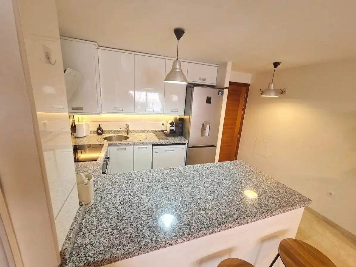 Apartamento con terraza en venta en Las Marinas / Les Marines, imagen 7