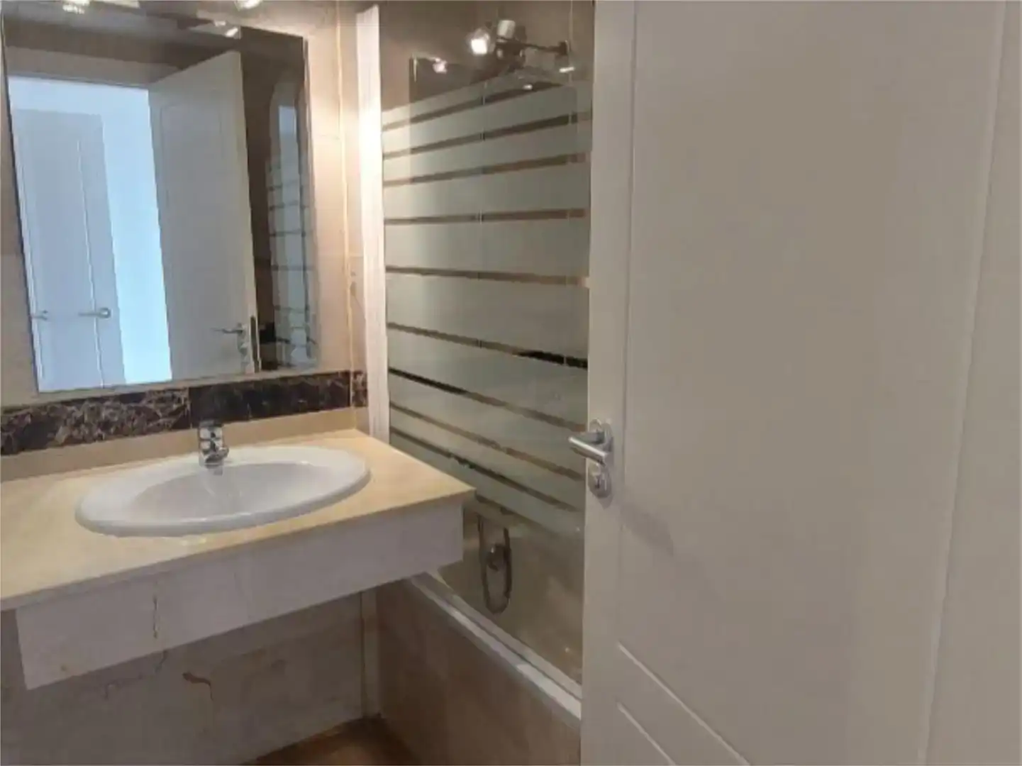 Baño de Piso en venta en Altea con Aire acondicionado, Trastero y Piscina