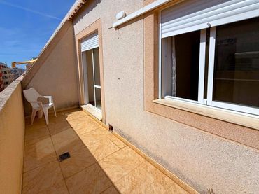 Penthouse with pool for sale in Rambla  Rbla. Juan Mateo García 79