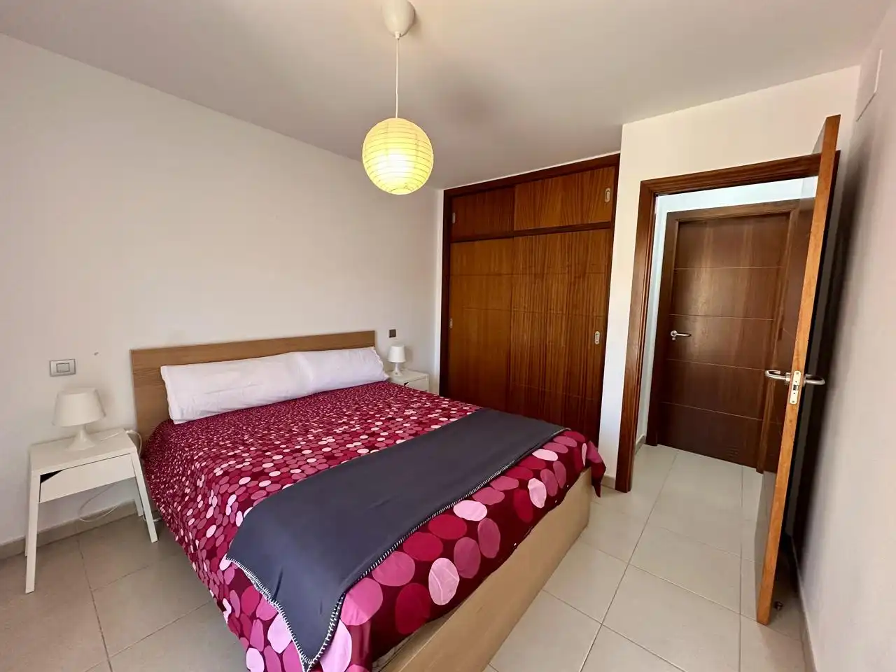 Schlafzimmer von Wohnungen zum Verkauf in Guía de Isora mit Balkon