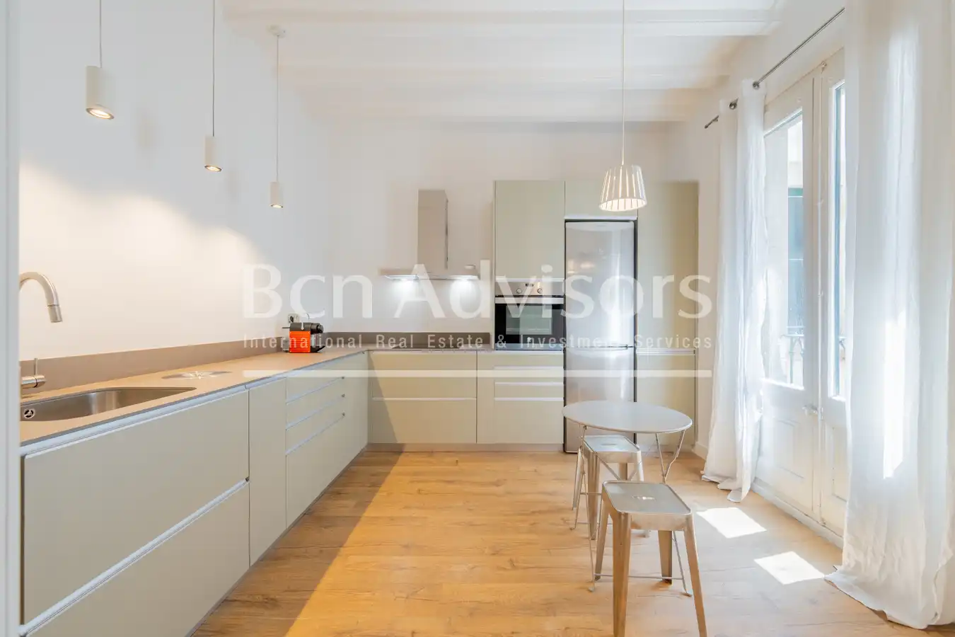 Appartamento con terrazza in vendita a Plaça del Duc de Medinaceli, imagen 14