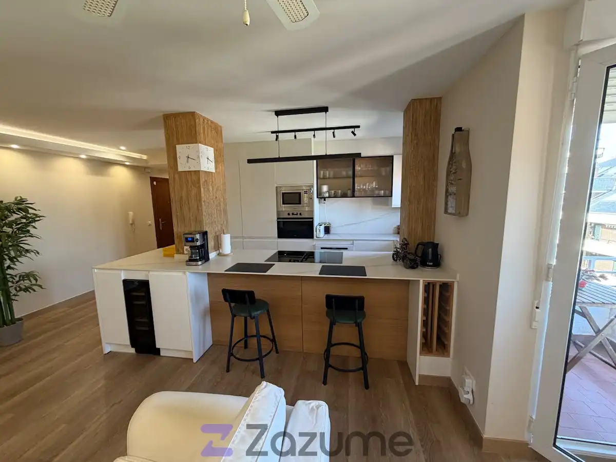 Cocina de Piso de alquiler en Castro-Urdiales con Calefacción, Parquet y Amueblado