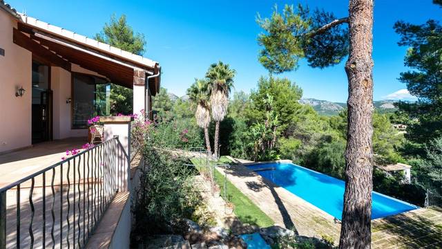 Casa-chalet en Alquiler en Esporles