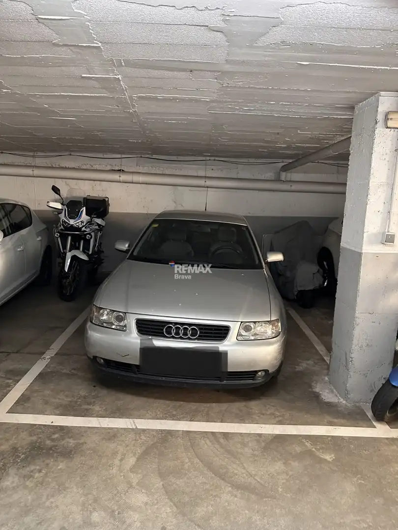 Parkplatz von Maisonette zum Verkauf in Figueres mit Klimaanlage, Heizung und Terrasse