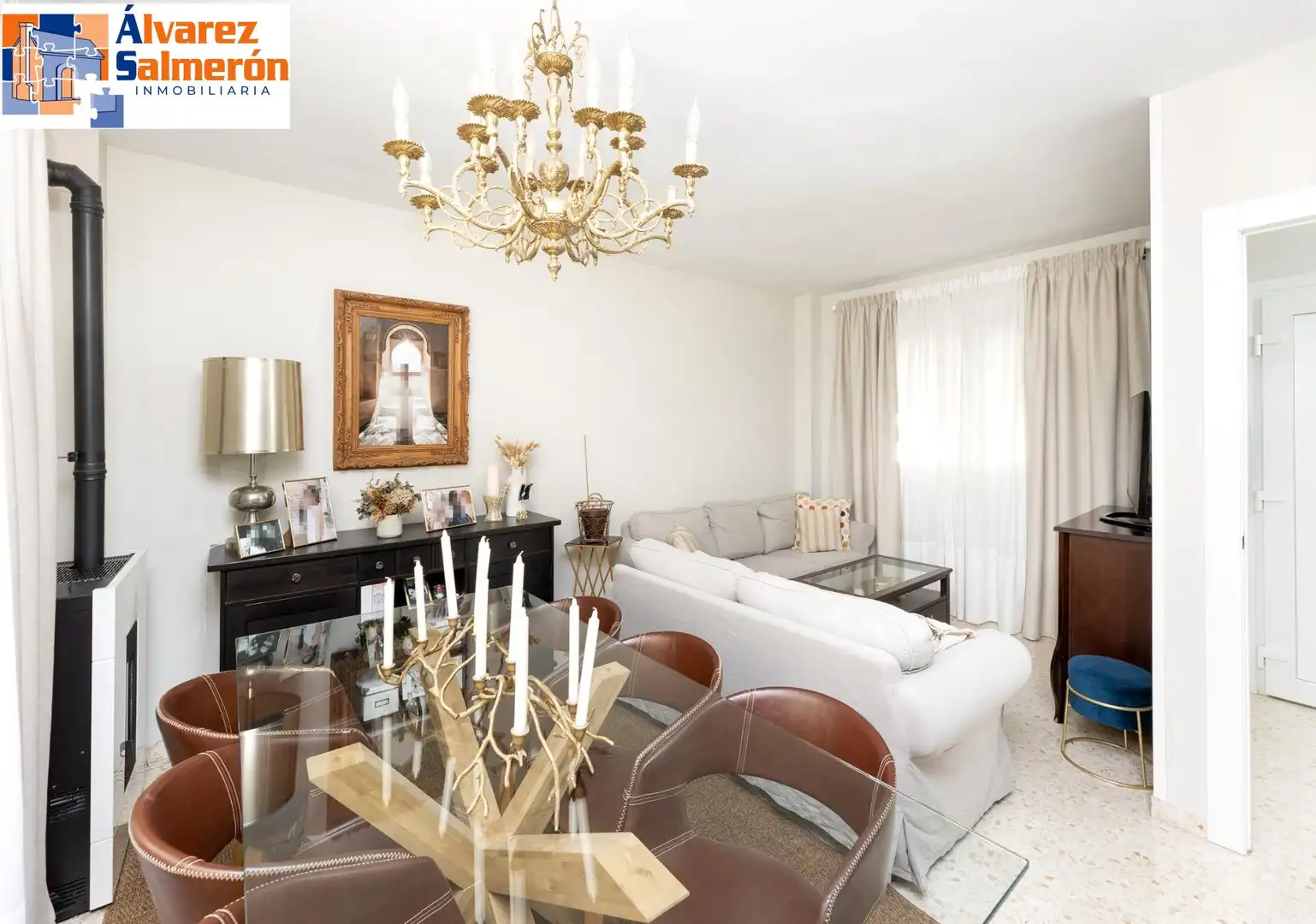 Sala de estar de Casa o chalet en venta en Albolote con Terraza, Trastero y Jacuzzi
