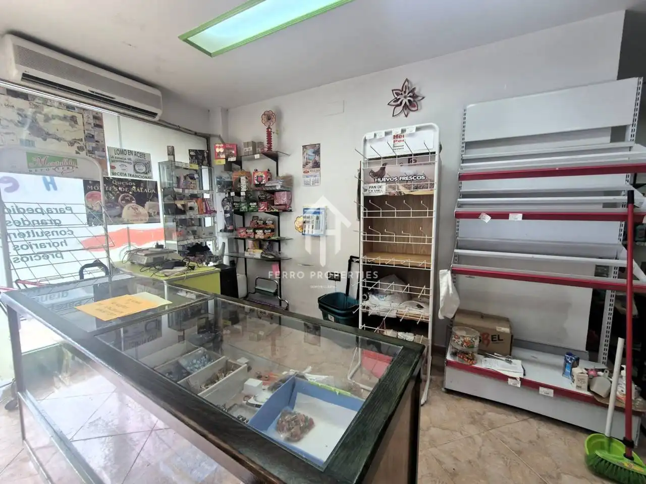Locale commerciale in affitto a Loja, imagen 3
