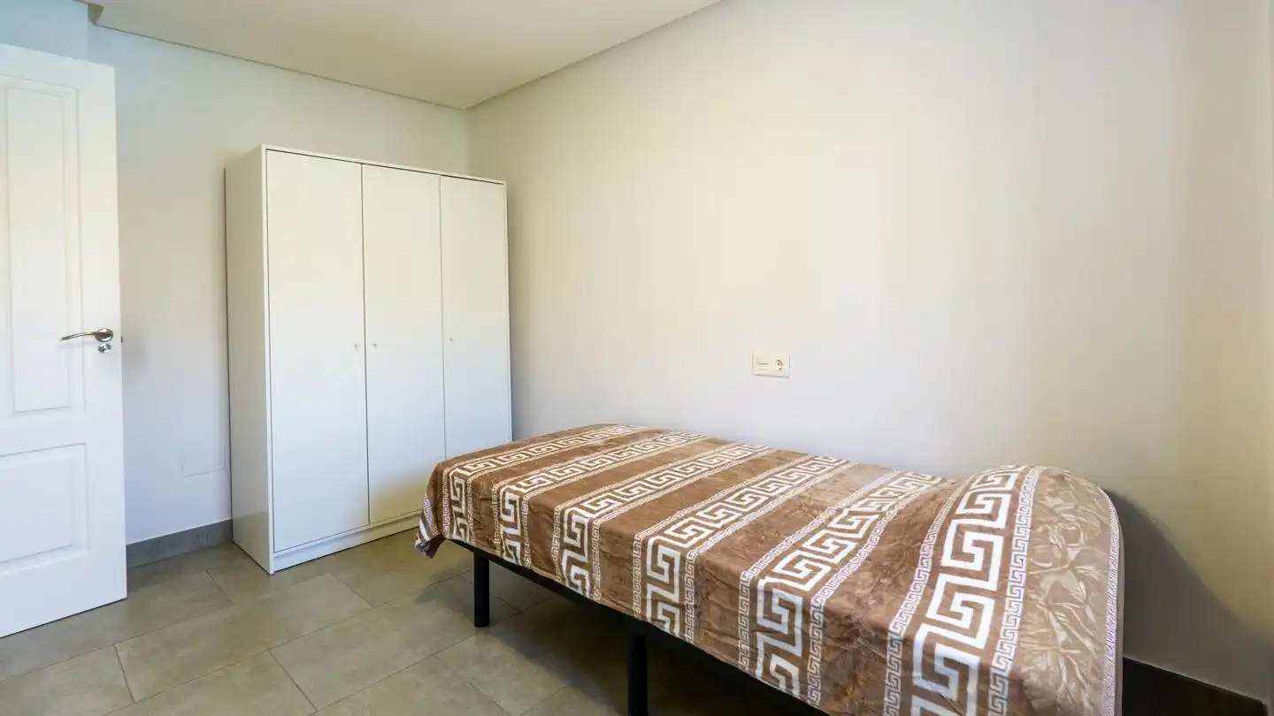 Habitación de Casa adosada en venta en Santa Pola con Aire acondicionado, Terraza y Trastero
