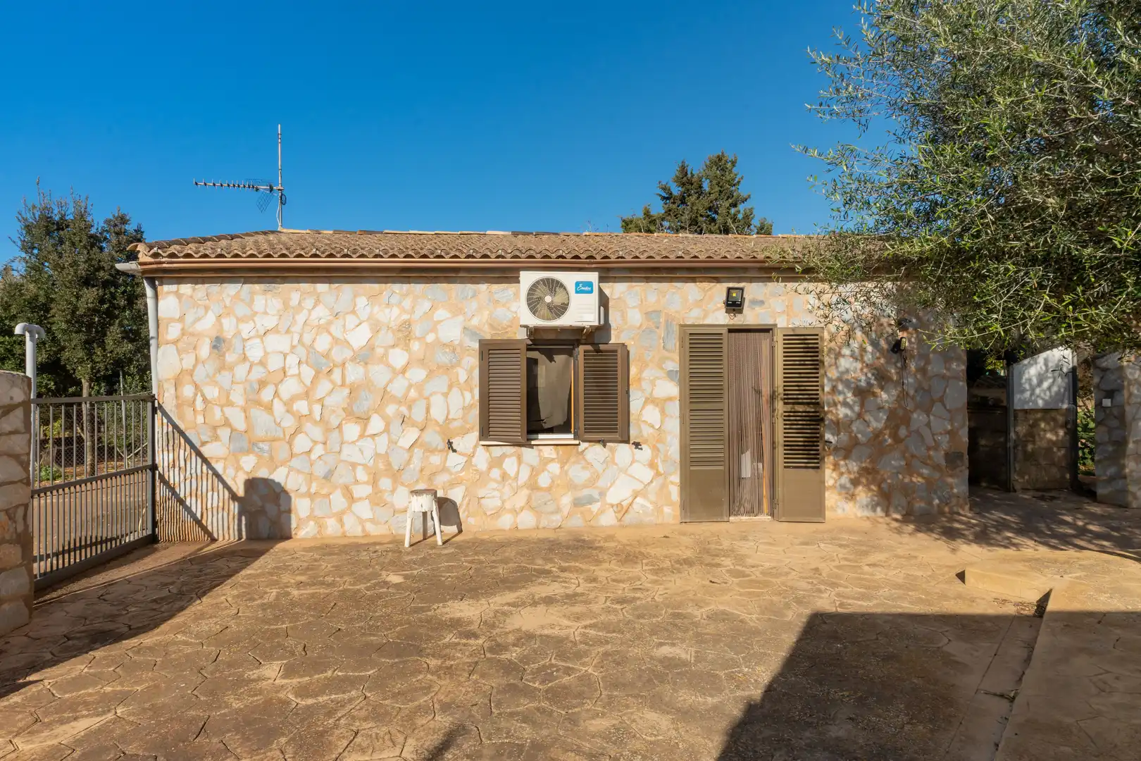 Vista exterior de Casa o xalet en venda en Santa Eugènia amb Aire condicionat, Calefacció i Terrassa