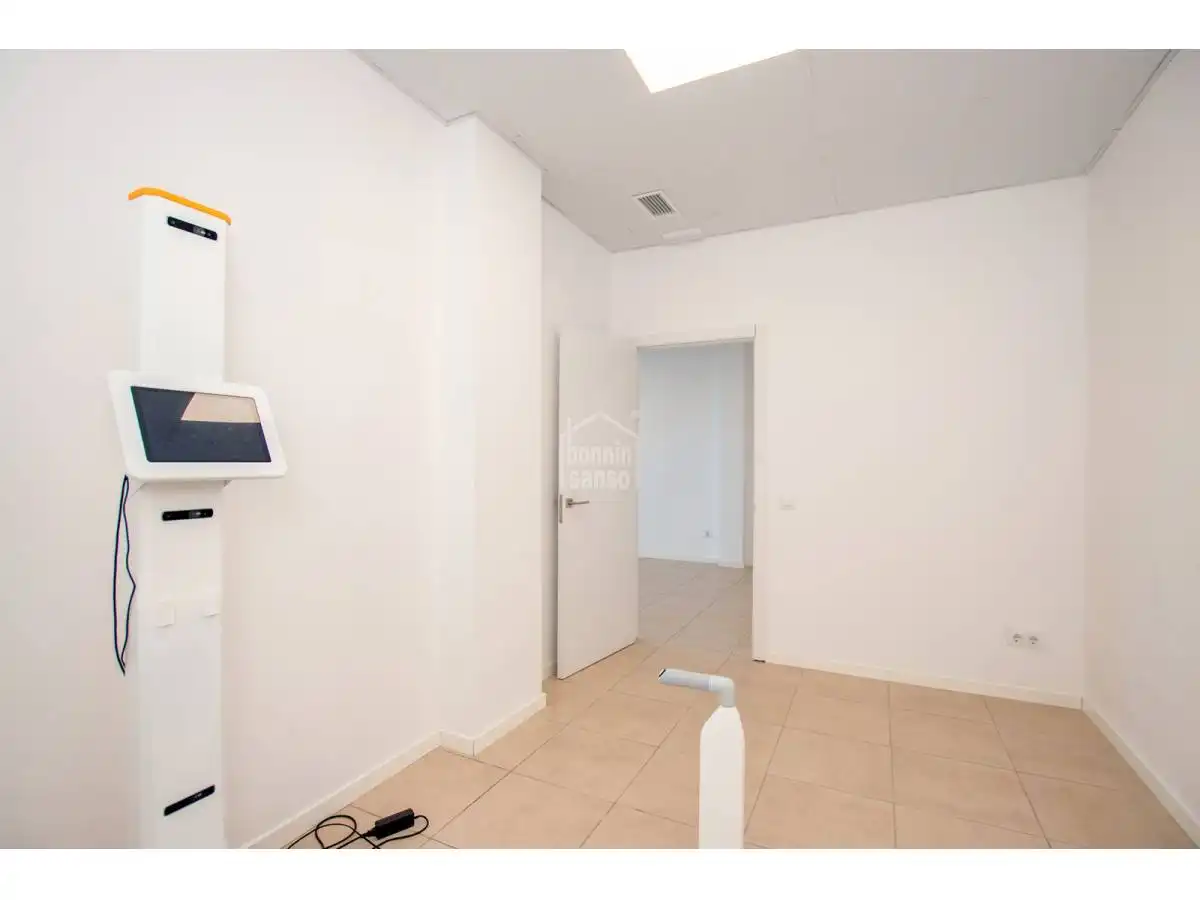 Commercial properties for sale in Centre Històric
