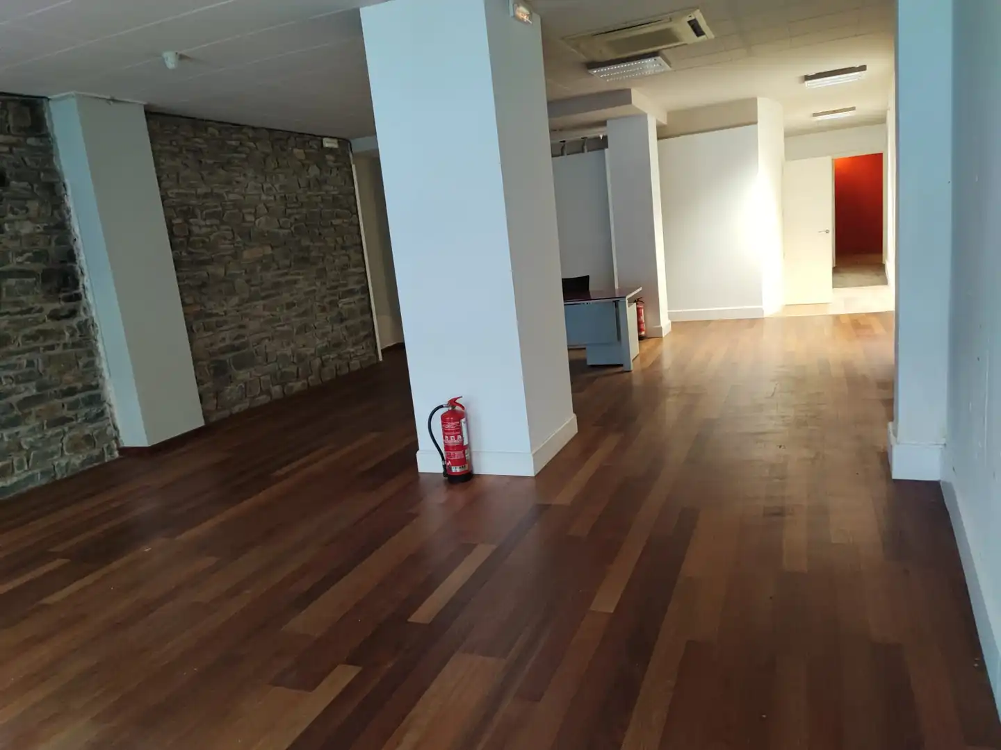 Local comercial en venta en Carrer dels Caputxins 25, imagen 3