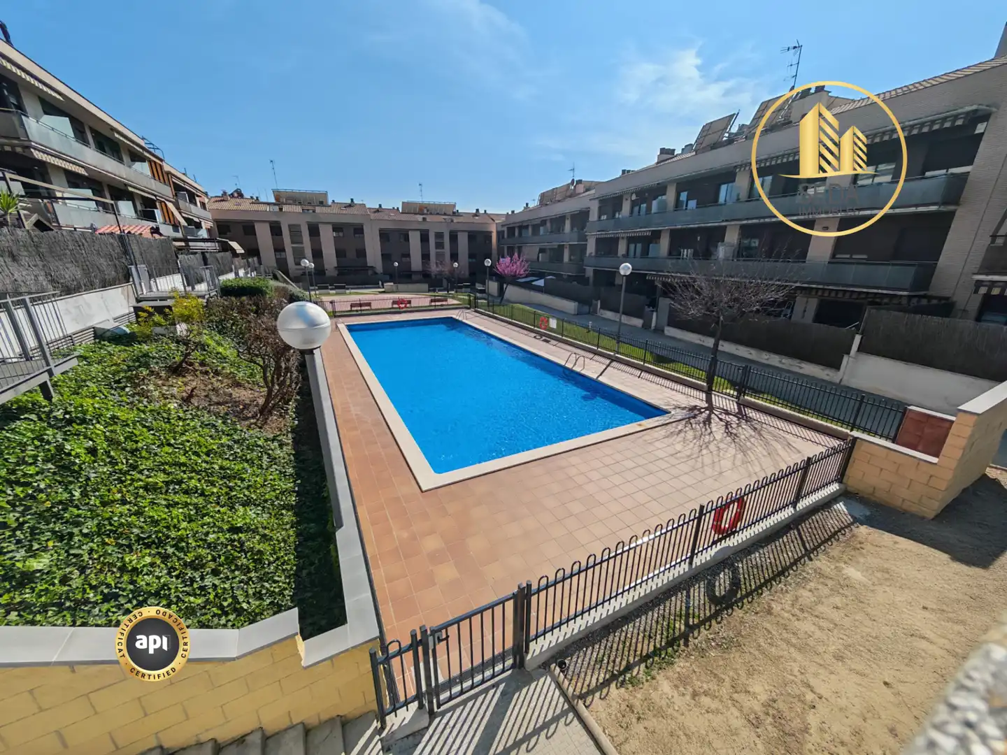 Piscina de Dúplex en venta en Terrassa con Aire acondicionado, Calefacción y Terraza