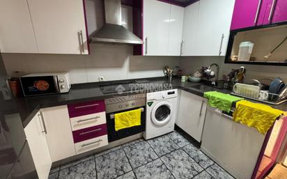 Cuina de Pis en venda en  Madrid Capital amb Aire condicionat i Terrassa