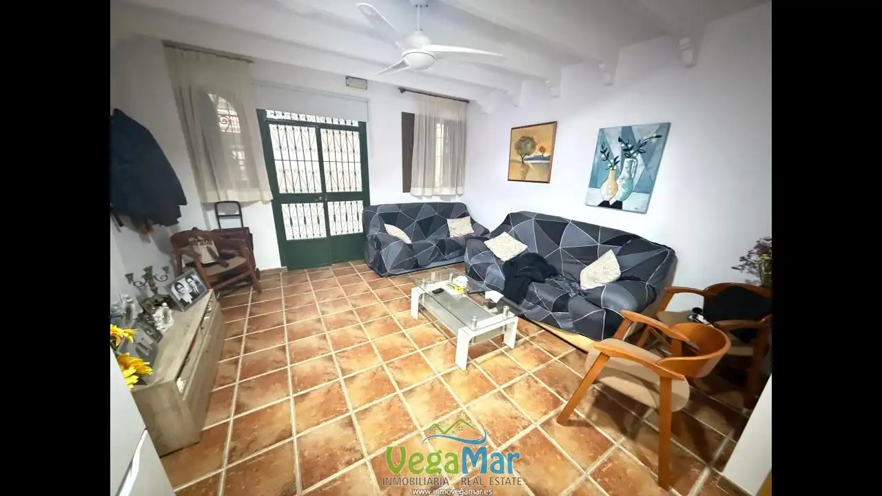 Business premises for sale in Ángel Gámez, imagen 2