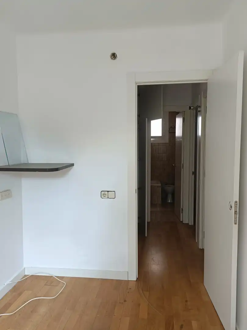 Bany de Pis en venda en Sabadell amb Calefacció, Parquet i Traster