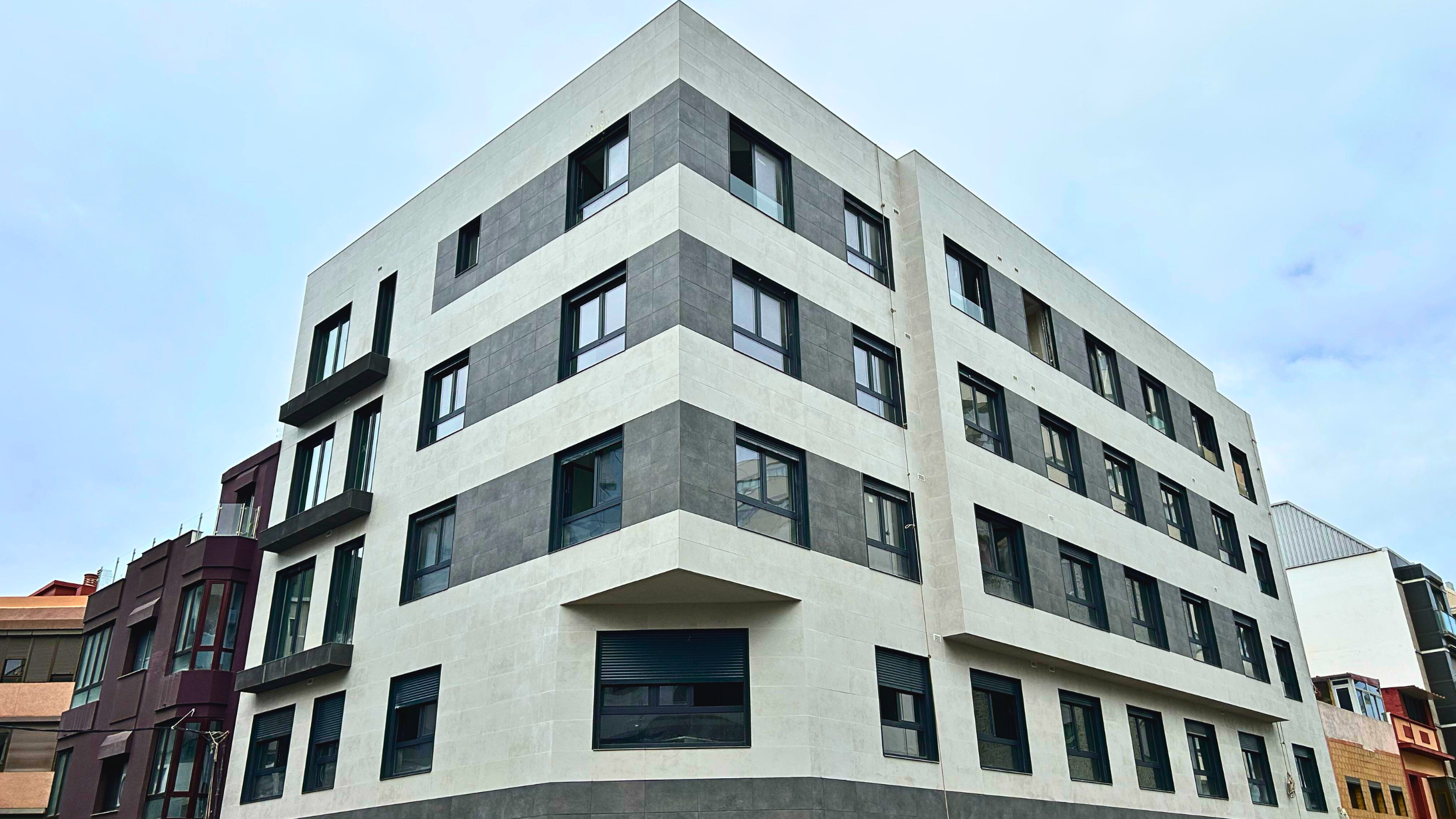 Exterior view of Duplex for sale in Las Palmas de Gran Canaria  with Storage room