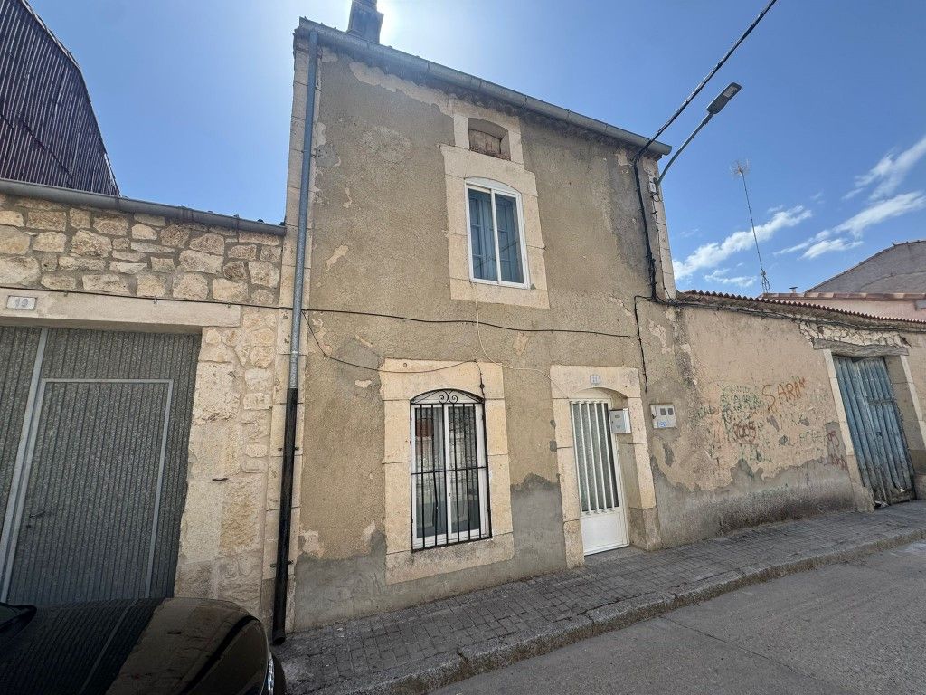 Exterior view of House or chalet for sale in Campaspero