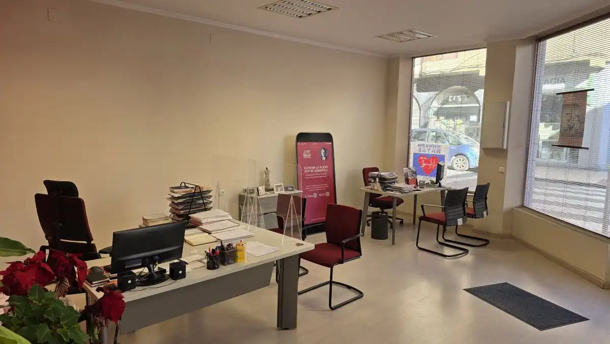 Locale commerciale in affitto a Centro, imagen 2
